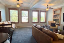 The Arlington Apartment - Image 3