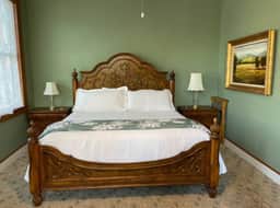 The Austin Room - Image 5