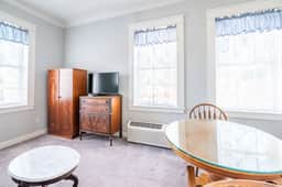 The Dallas Apartment - Image 4