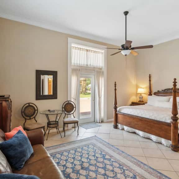 The Justin Room - Image 1