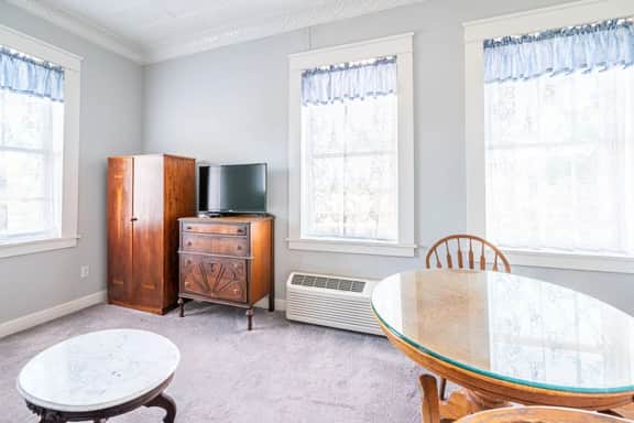 The Dallas Apartment - Image 4