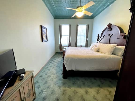 The Fort Worth Room - Image 5