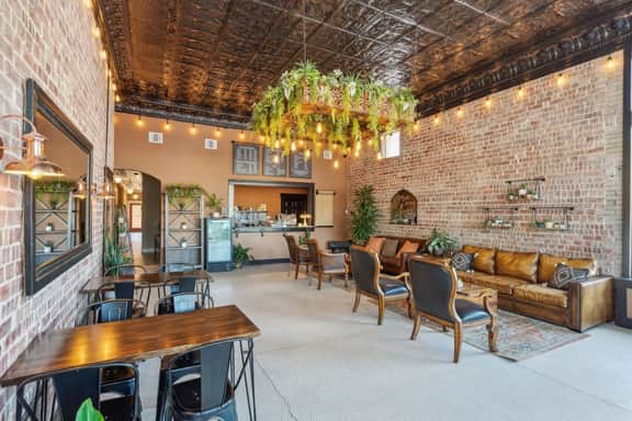 The Galveston Room - Image 5