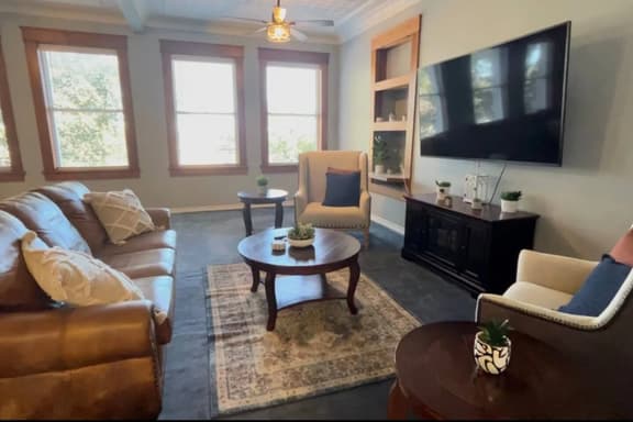 The Arlington Apartment - Image 1